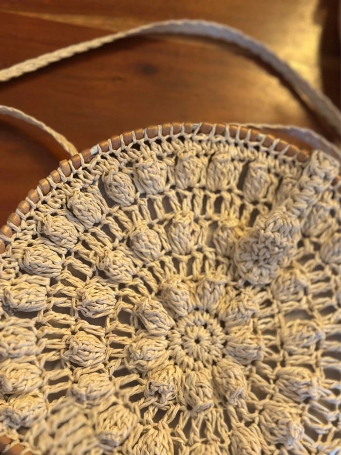 Sac bandoulière rond macramé fait main - photo numéro 7
