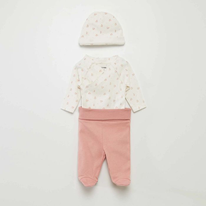 Ensemble Naissance 1 mois - photo numéro 2