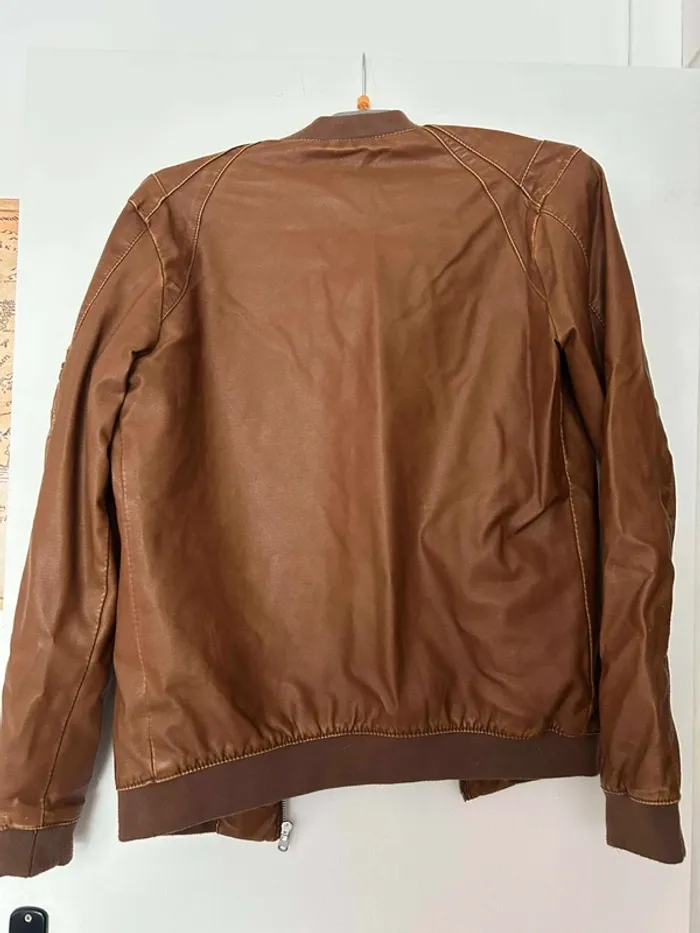 Veste simili Pull&Bear - photo numéro 2