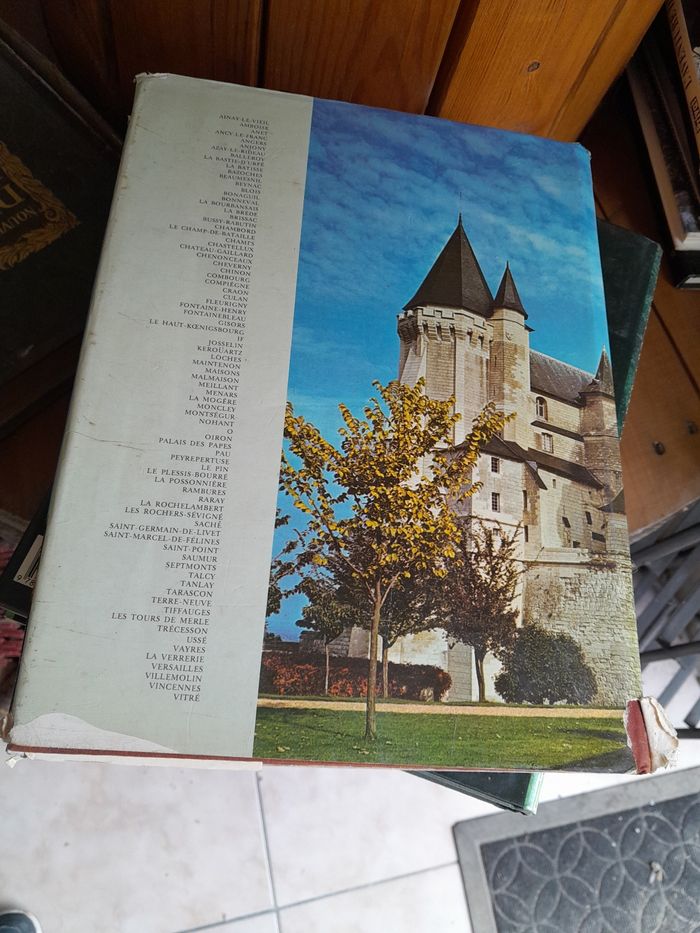 Livre album des châteaux de france - photo numéro 2