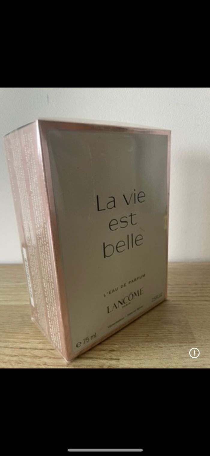 Parfum la vie est belle Lancôme