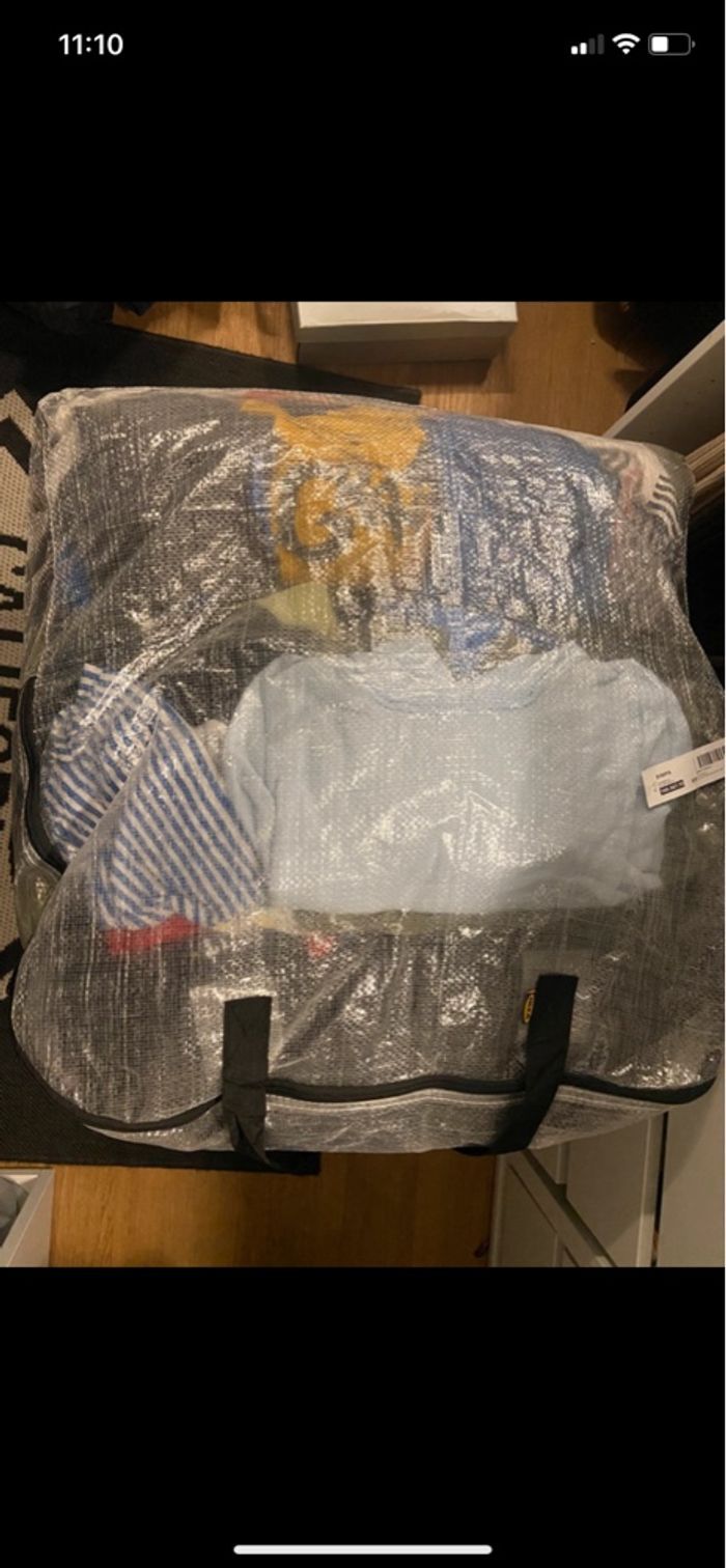 Gros lot de vêtements 6 ans pour garçon - photo numéro 2