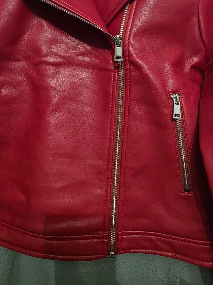Veste rouge - photo numéro 4