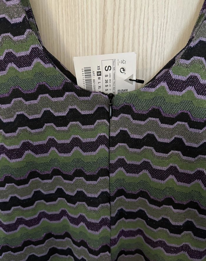 Robe courte manches longues avec ouvertures sur le devant vert et violet taille S ZARA - photo numéro 8