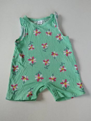 combinaison verte imprimé fleurs fille 1 mois LC Waikiki