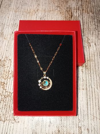 Collier avec pendentif planète lune en zircon incrusté