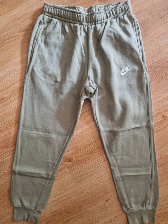 Ensemble jogging Nike taille S TBE - photo numéro 5