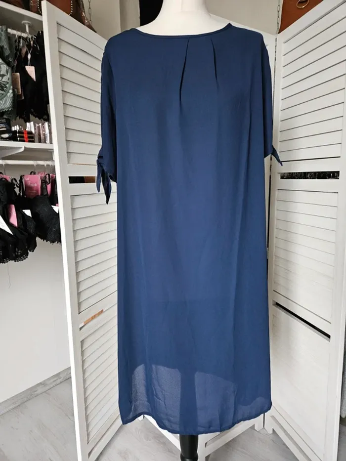 Robe shein 0XL - photo numéro 3