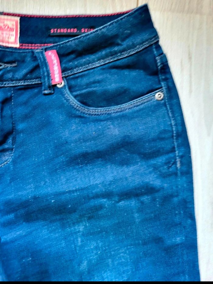 Jean Femme Superdry Vintage Standard Skinny - Bleu Foncé - Détail Rose - Style Casual Authentique - photo numéro 6