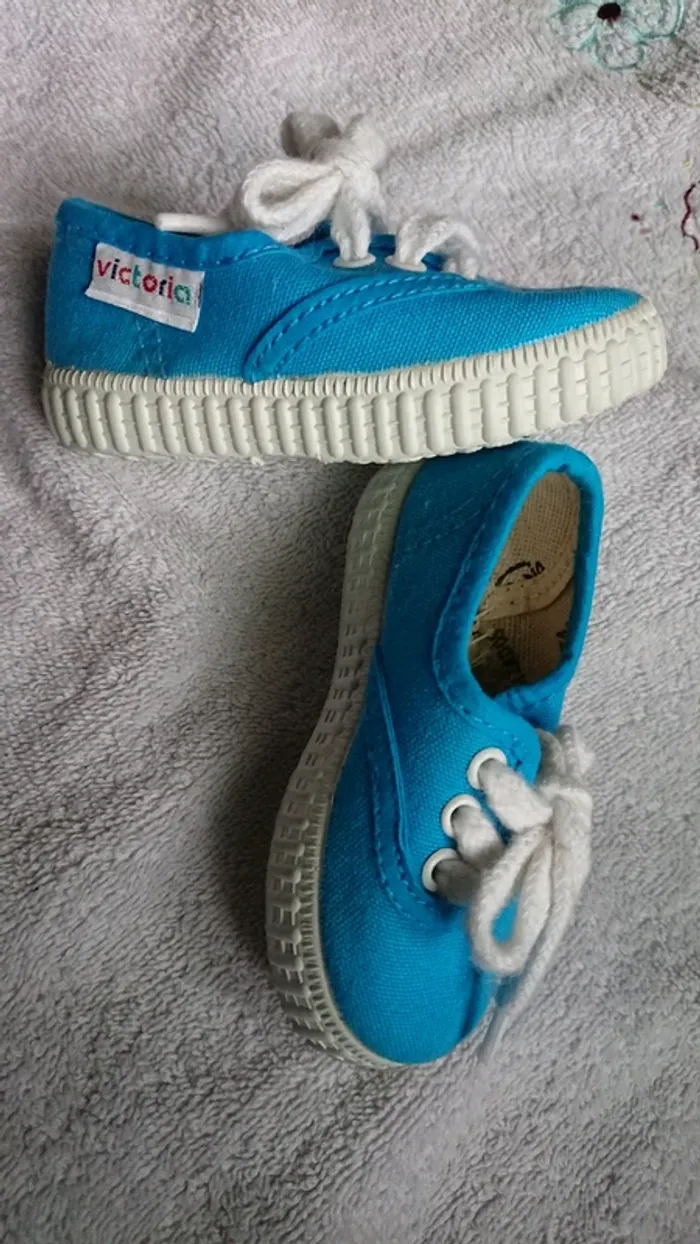Chaussures basses Victoria