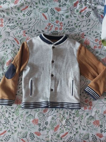 Veste okaidi