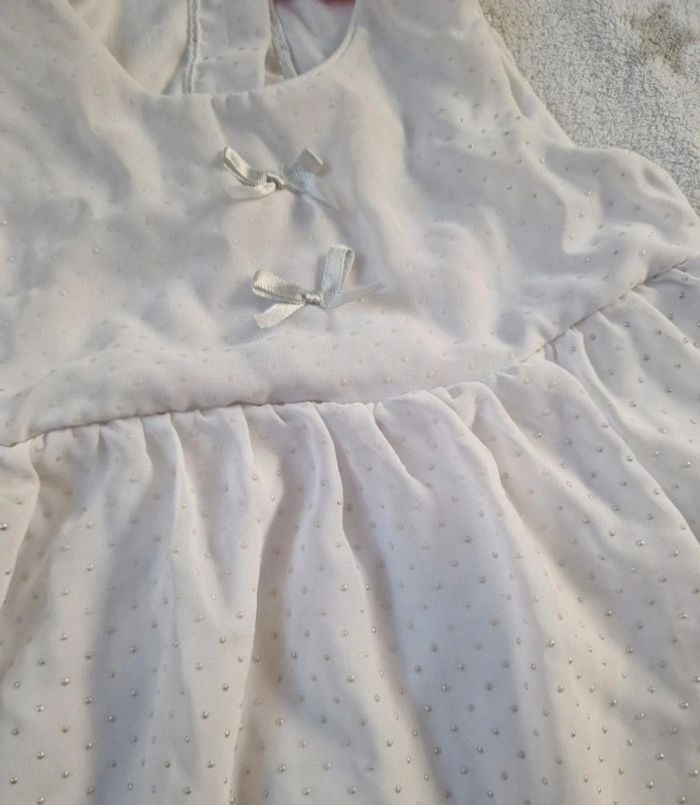 Robe 6/9 mois - photo numéro 2