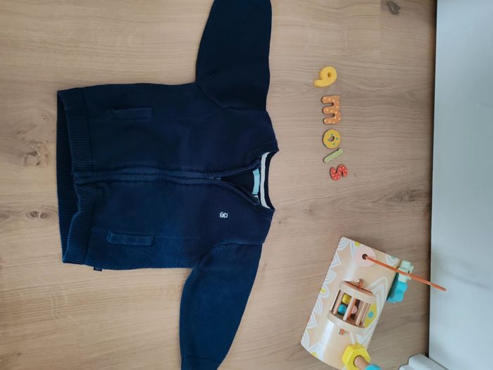 Gilet zip 9 mois - photo numéro 2