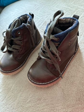 Chaussures ( bottines)