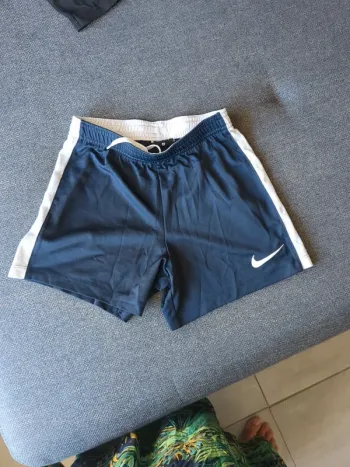 Short Nike DRI fit enfant S