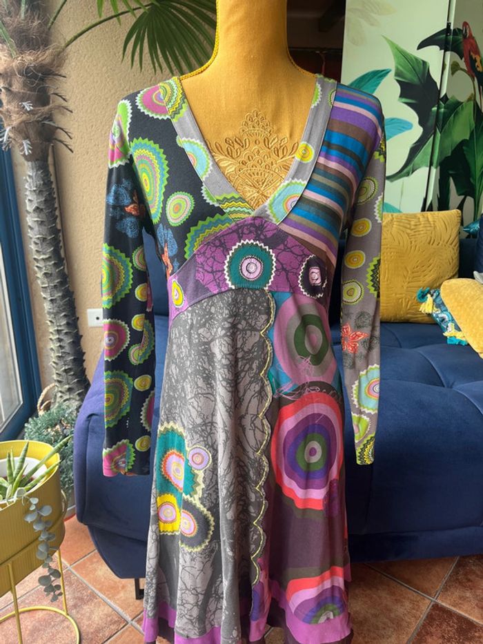 Robe Desigual multicolore – Taille L – Très bon état !