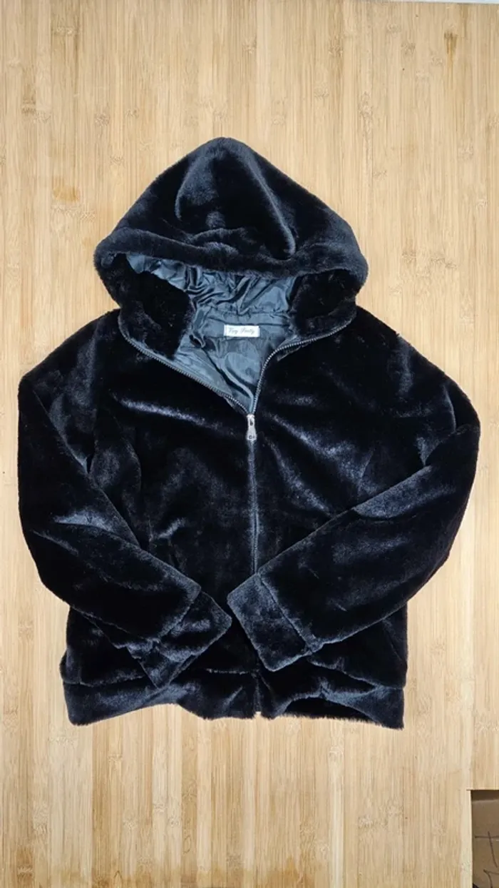 Blouson fausse fourrure noir Very Pretty capuche T.M - photo numéro 3