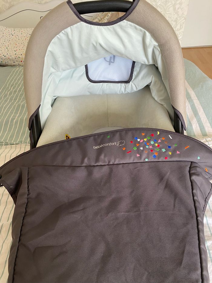 Poussette pour enfants Bébé confort - photo numéro 2