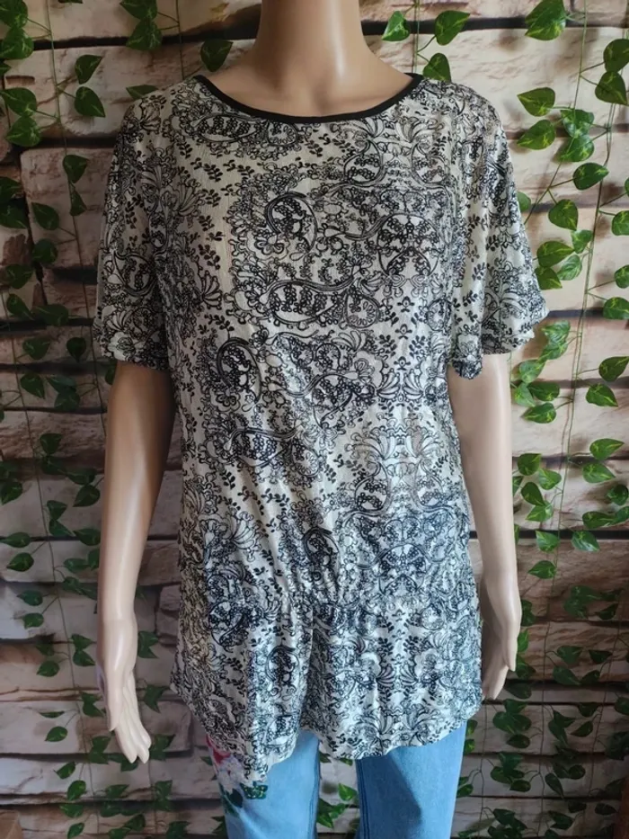 🌸Tunique fluide Escape Concept Taille 38🌸