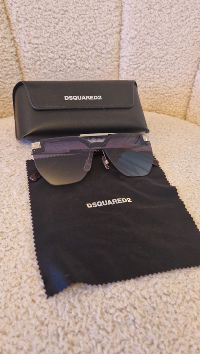 Lunettes de soleil Dsquared2 ref Dq 027516T 137 145 neuves - photo numéro 3