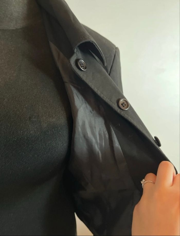 Blazer noir taille M de chez camaïeu en très bon état - photo numéro 6