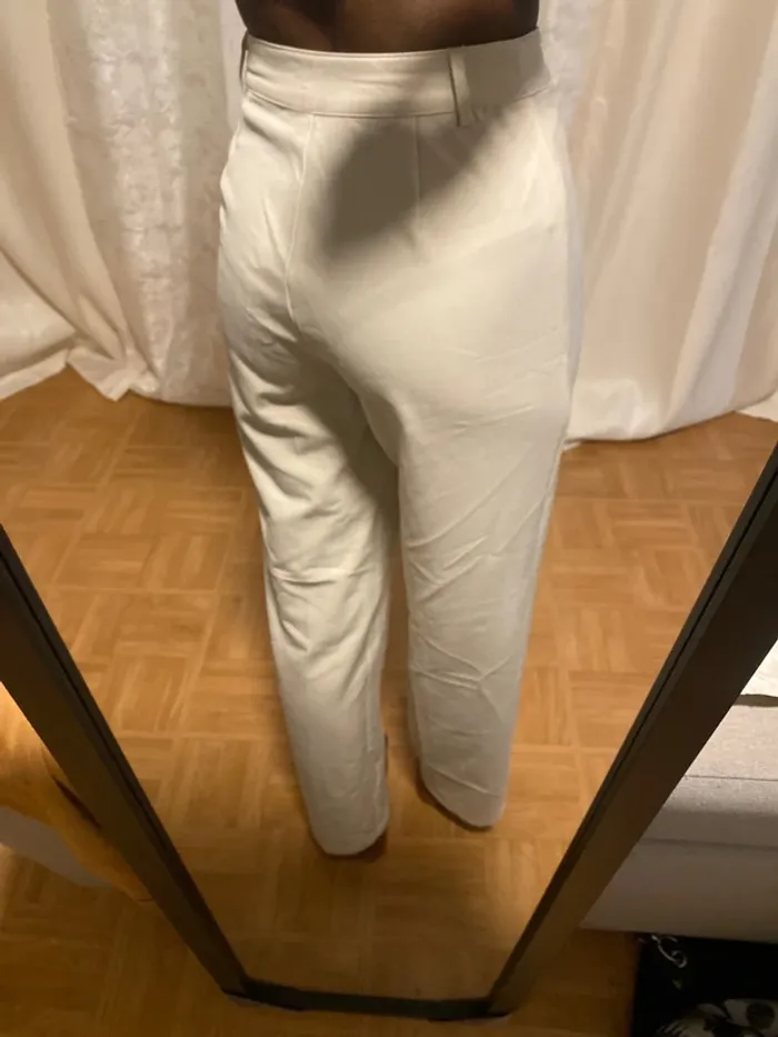 Pantalon beige - photo numéro 4