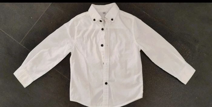 Chemise à manches longues garçon 4 ans comme neuve