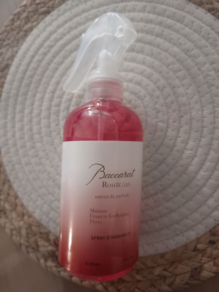 Spray d'ambiance idéal maison et voiture baccarat