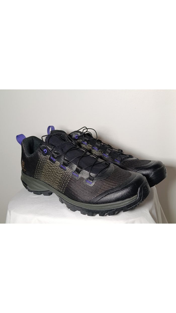 Salomon Tennis Shoes