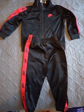 Ensemble nike