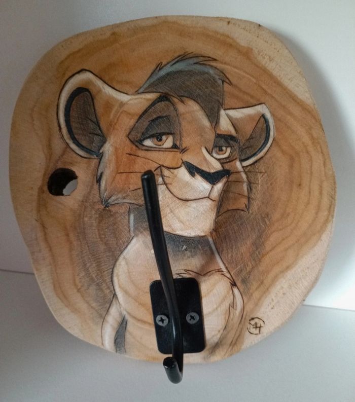 Porte-manteau porte manteau Disney roi lion lion king kovu