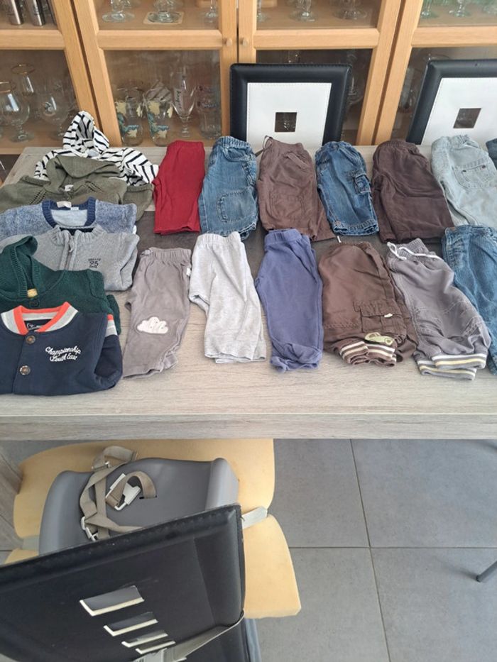 Gros lot garcon 12 mois (57 vetements) - photo numéro 2