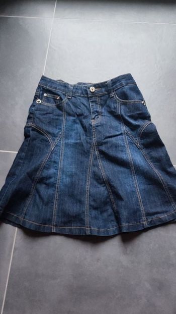 JUPE TAILLE L  MISS NEWS