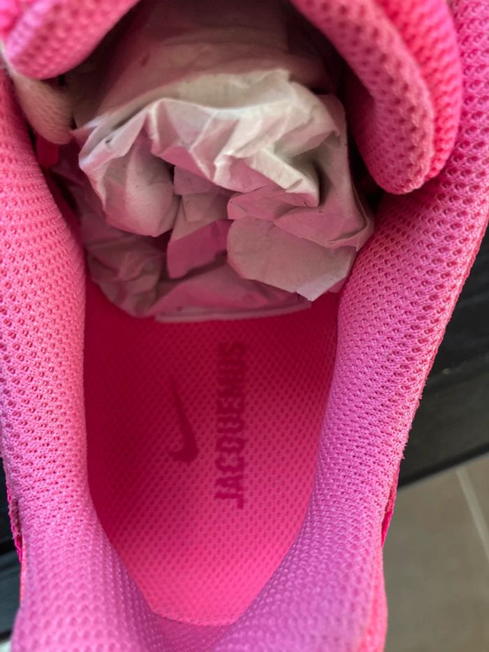 Baskets Basses Femme Nike Air Humara LX Jacquemus Pink - Taille 36.5 - photo numéro 9