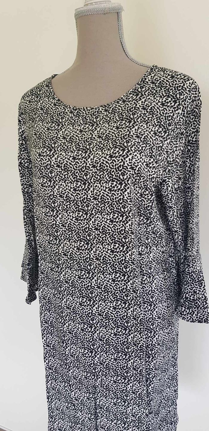 Robe manches longues - photo numéro 2