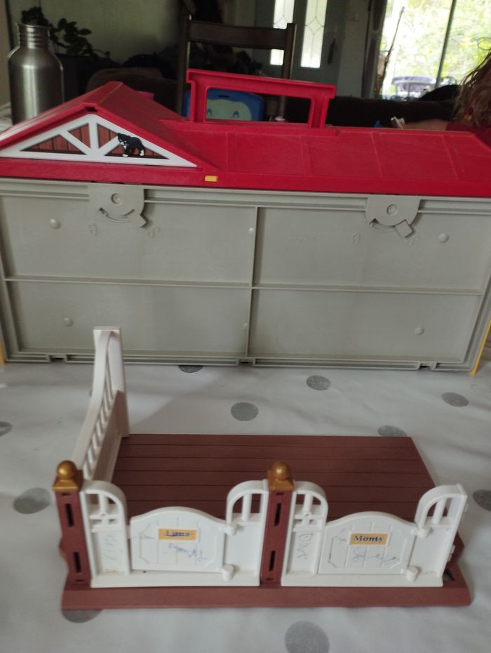 Petite écurie malette playmobil - photo numéro 5