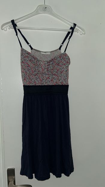 Robe cache cache taille xs