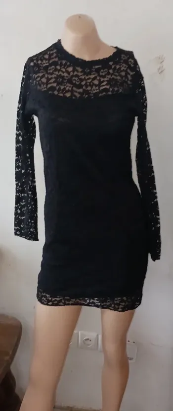 Robe dentelle taille 40/ l