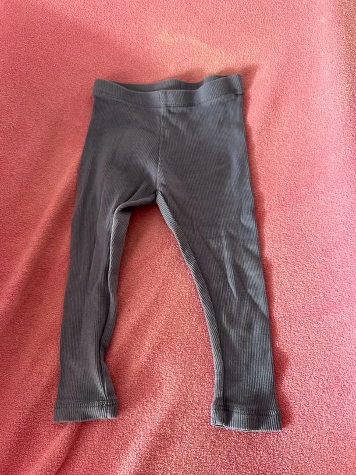 Lot de 8 pantalons taille 18 mois - photo numéro 11