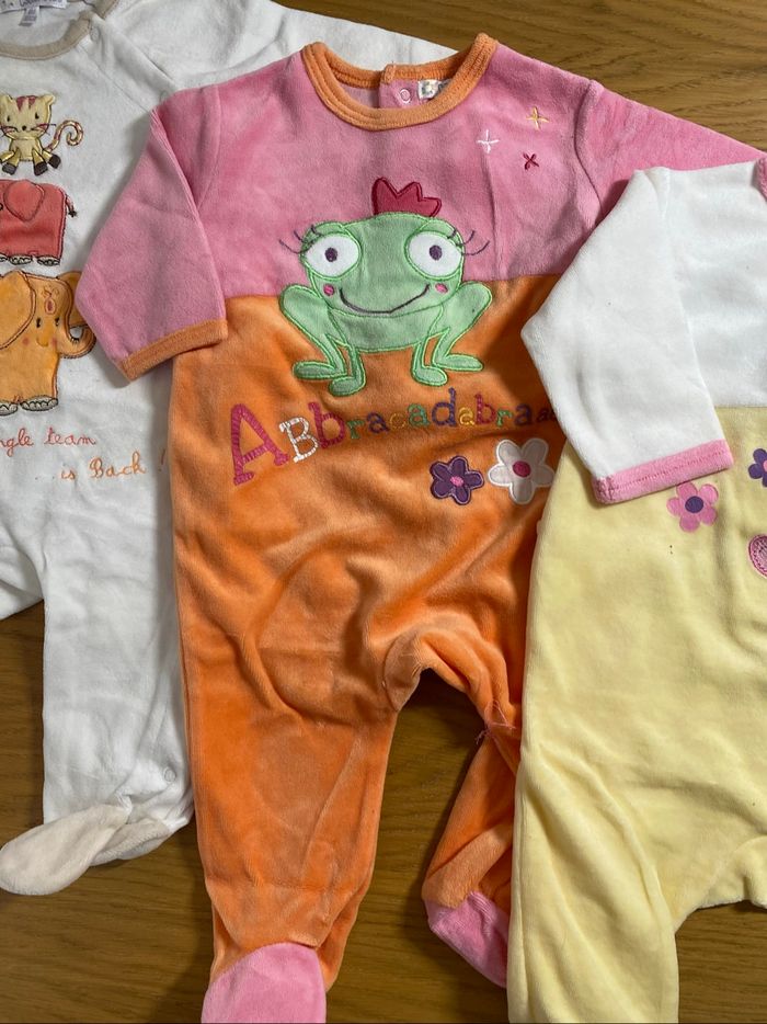 Kitchoun Lot de 3 Pyjamas Grenouillère Taille 6 mois - photo numéro 4
