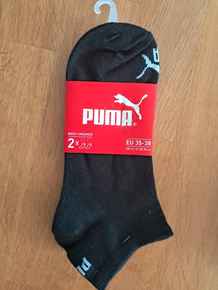 Chaussettes Nike puma 35/38 neuves - photo numéro 2