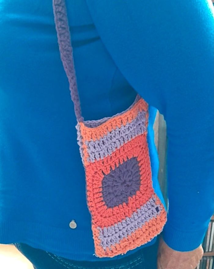 Besace faite main au crochet multicolore en coton