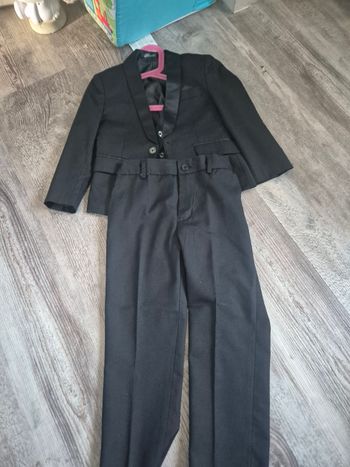 Costume 3 pièces noir