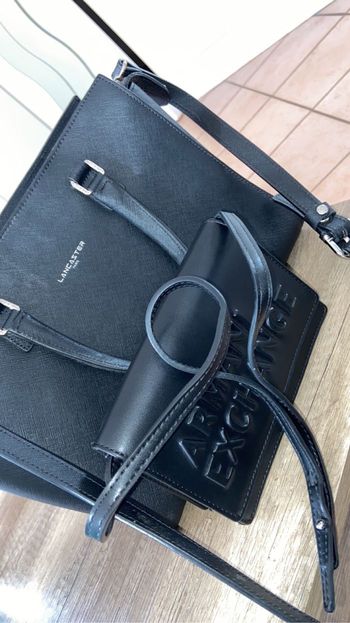 Lot de sacs LANCASTER et ARMANI