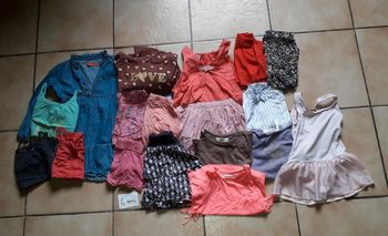Lot 17 vêtements 4 ans fille