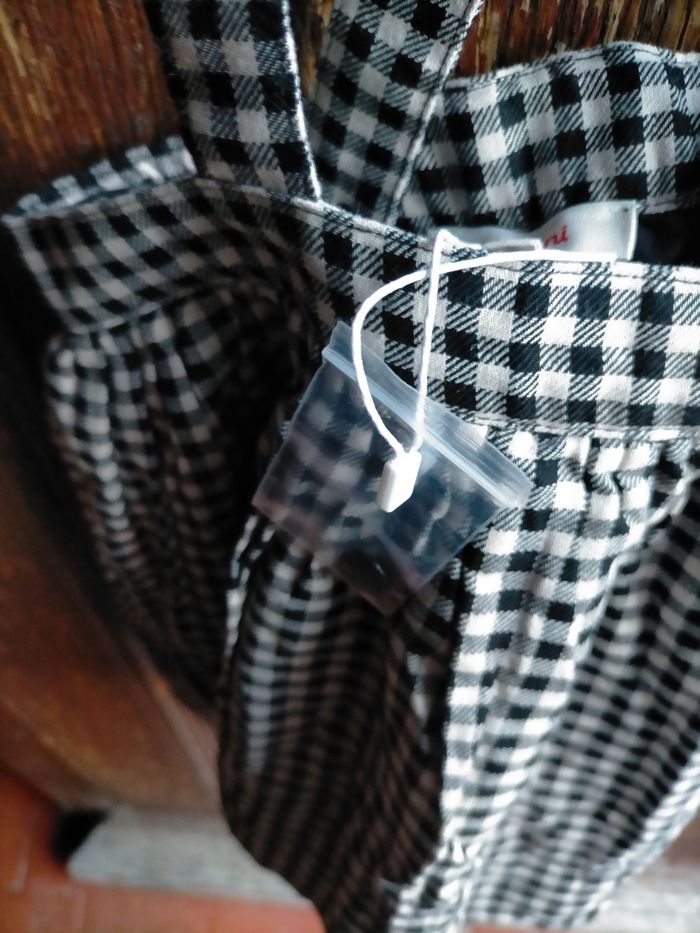 Très jolie jupe Catimini neuve 5 ans - photo numéro 4