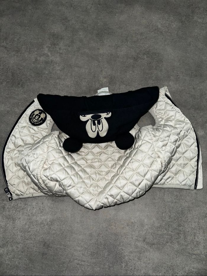 Veste sans manches Mickey taille 6 mois - photo numéro 3