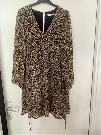 ROBE COURTE FLEURIE