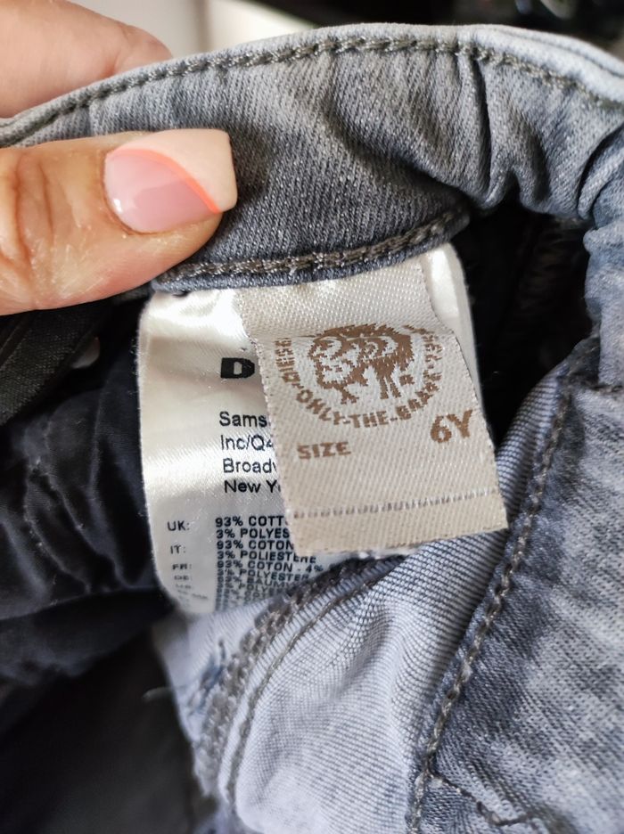 Jeans Diesel 6 ans - photo numéro 5