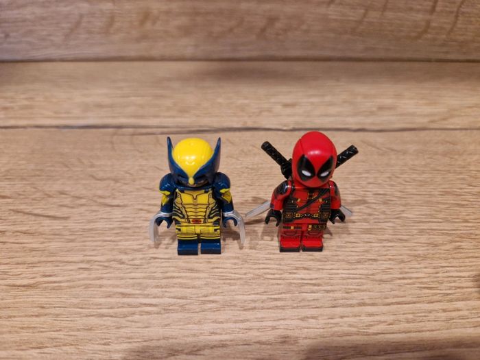 Figurines type lego Deadpool et Wolverine Marvel - photo numéro 2